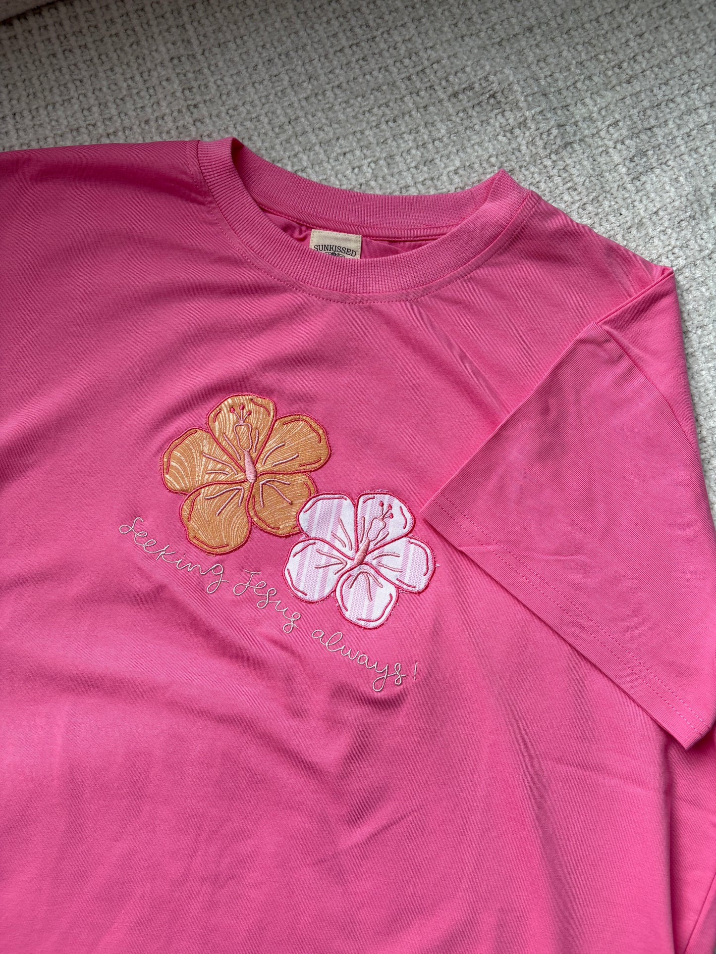 Pink Hibiscus tee