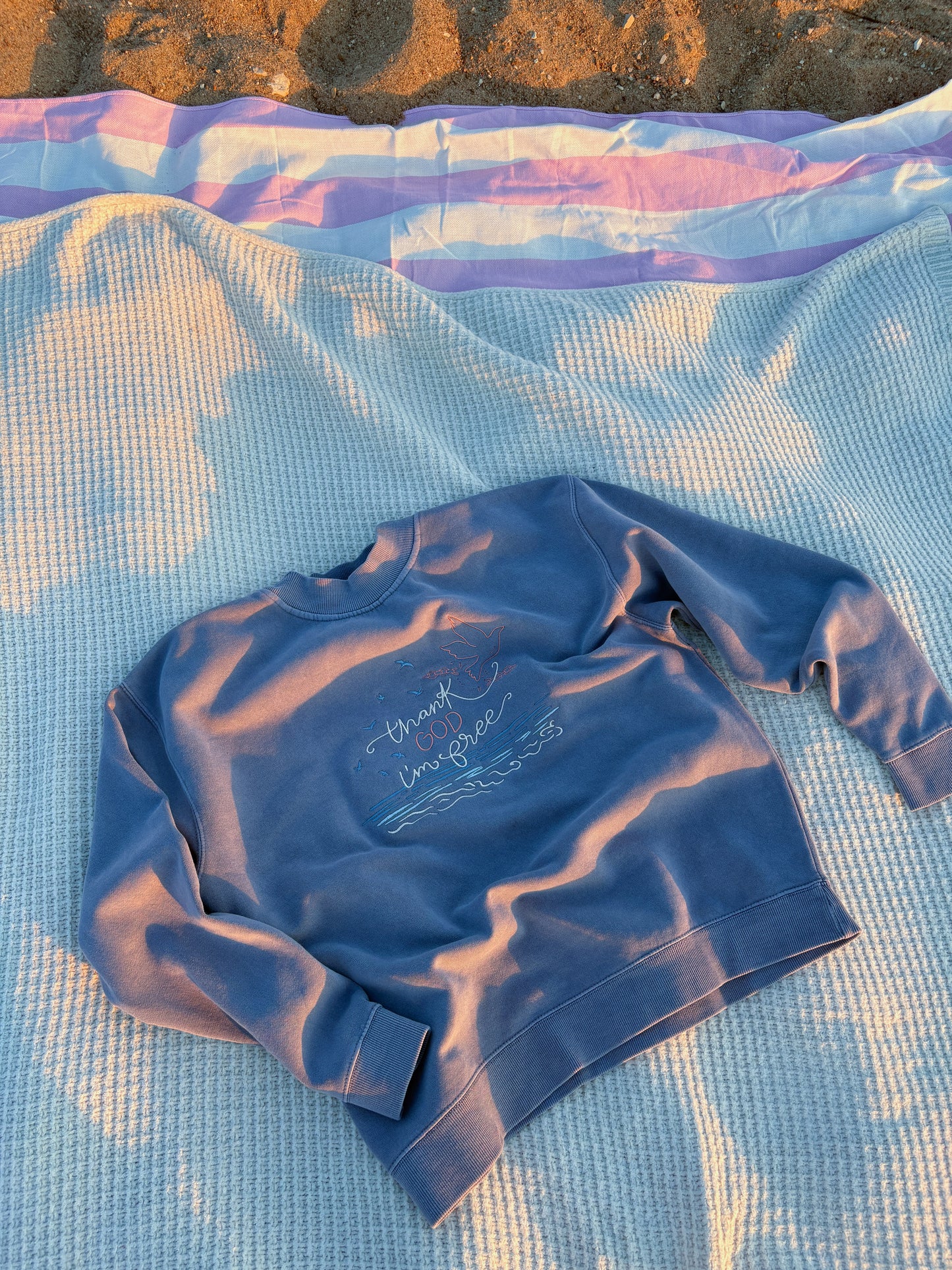 “I’m Free” Mockneck