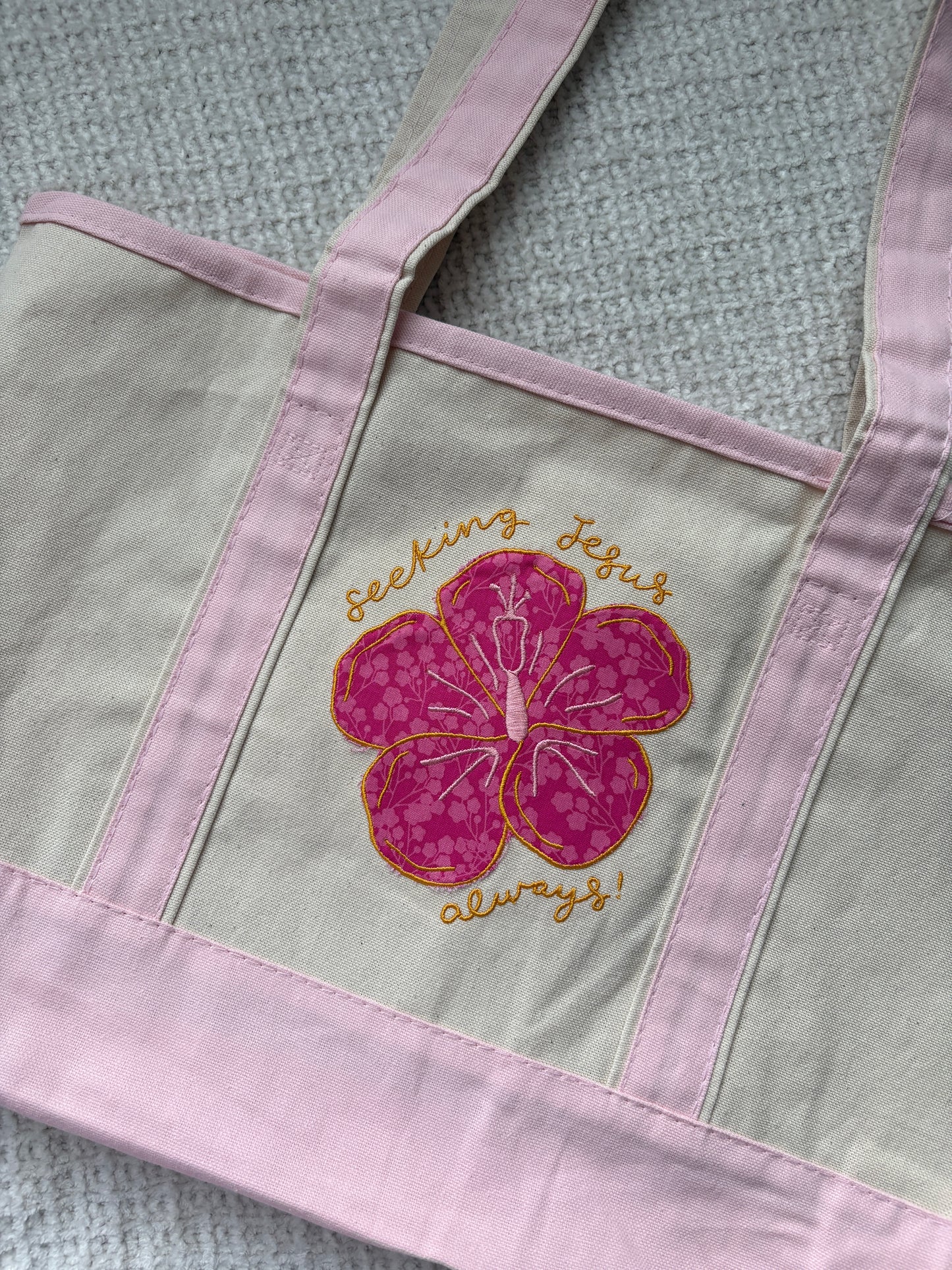 Hibiscus pink tote
