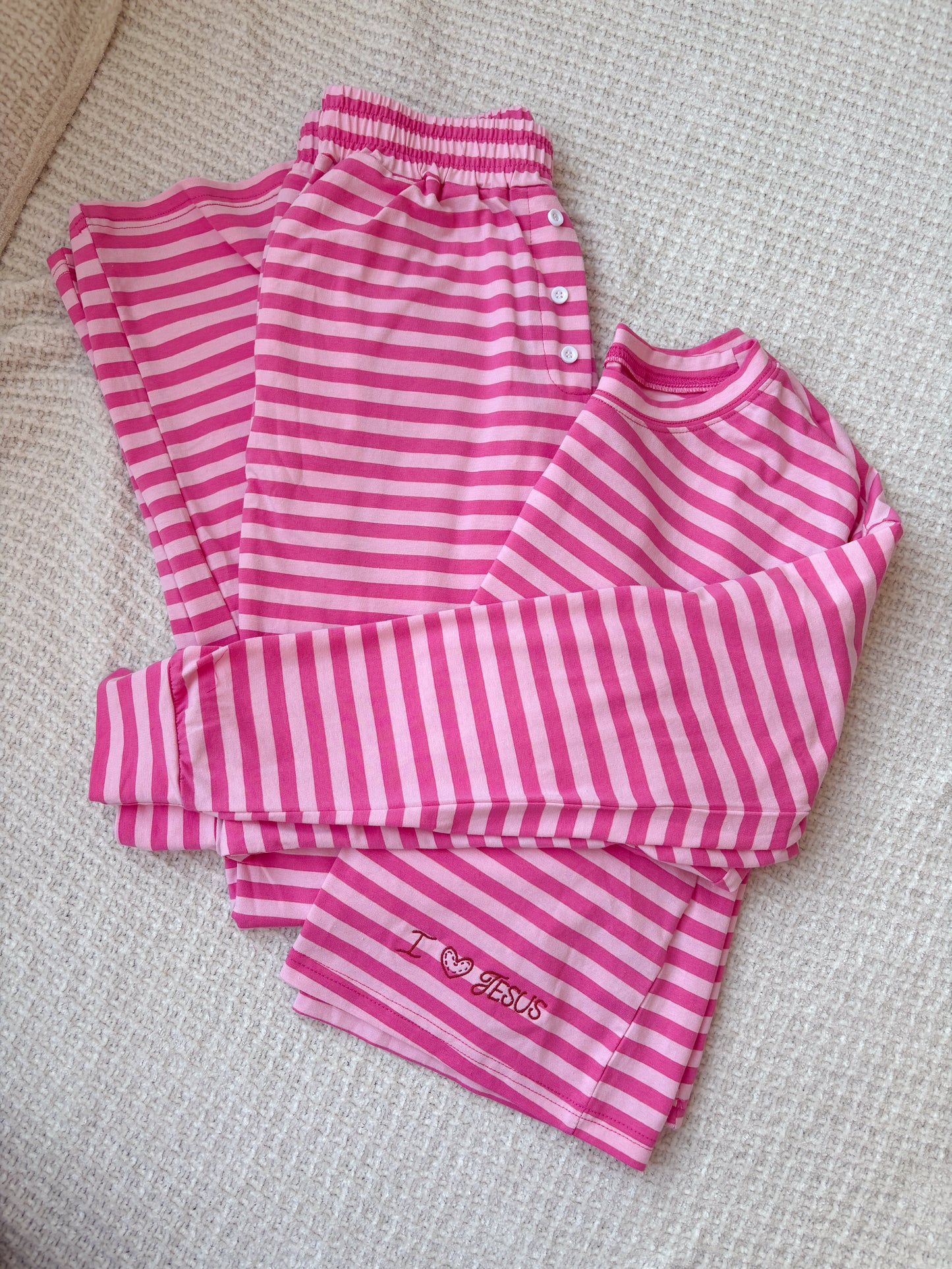 I ♡ Jesus pink striped set