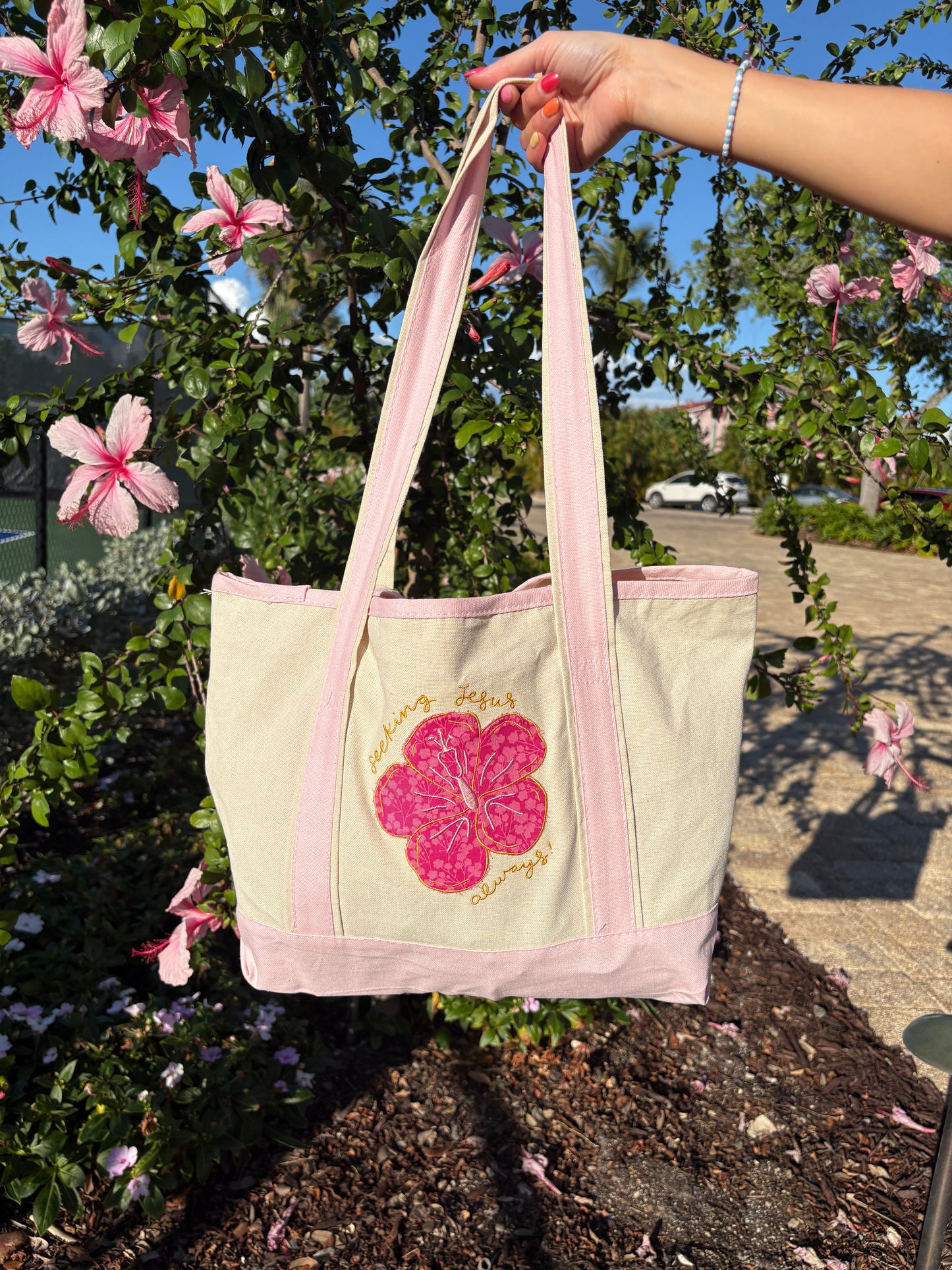 Hibiscus pink tote
