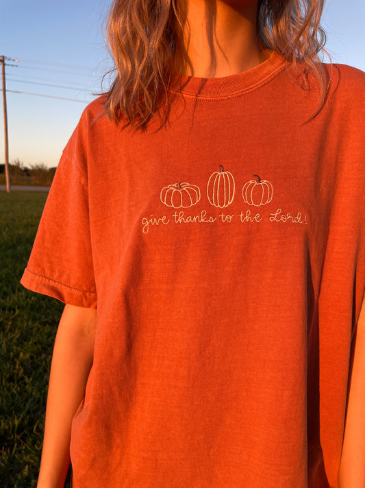 Give Thanks tee (orange)