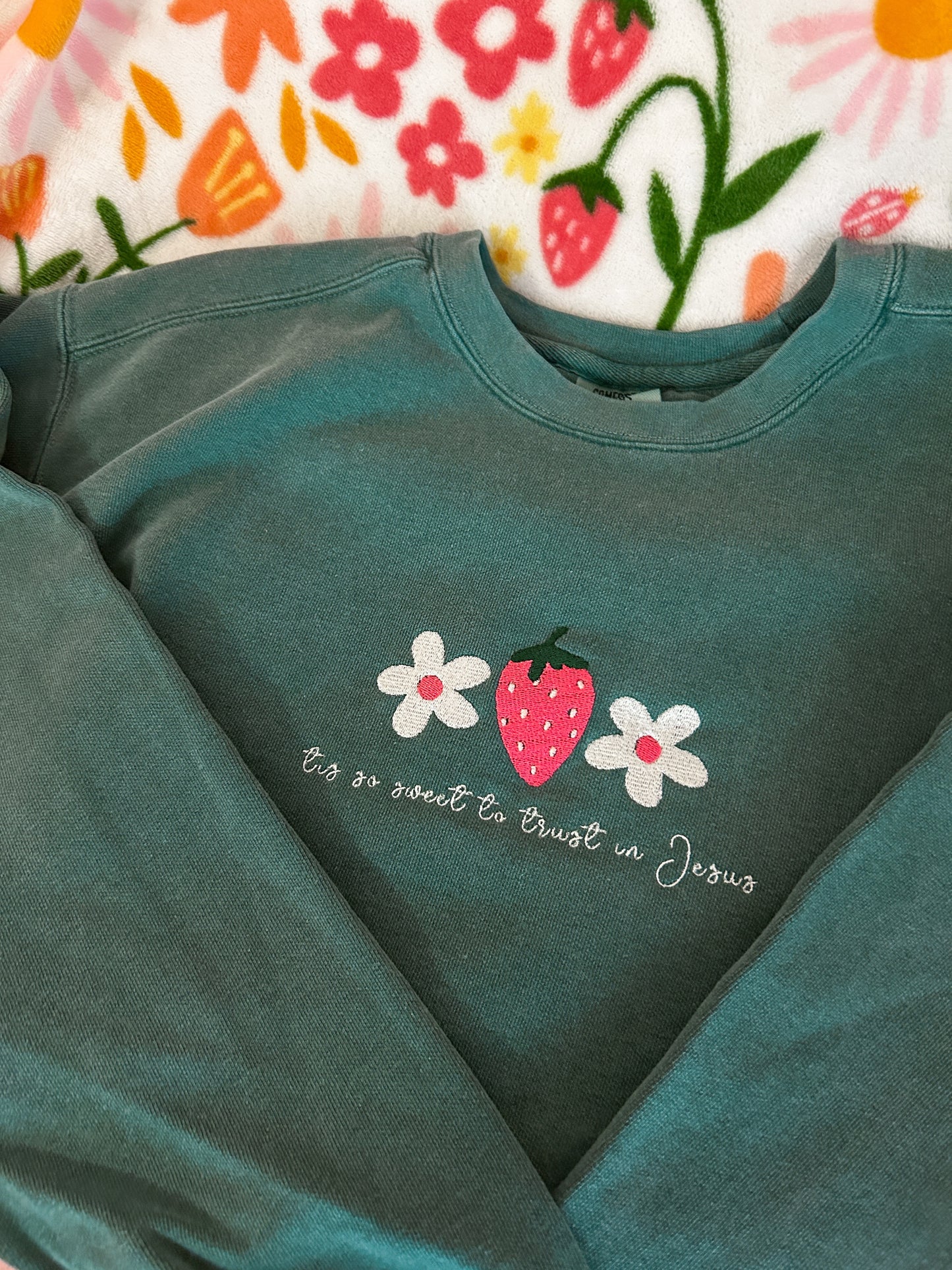 Strawberry Crewneck (green!)